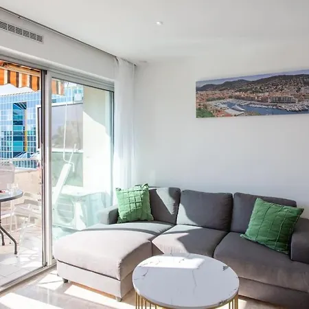 L28 Californie 1min Walk Sea 3bdr/ Ac & Balcony
