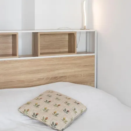 L28 Californie 1min Walk Sea 3bdr/ Ac & Balcony