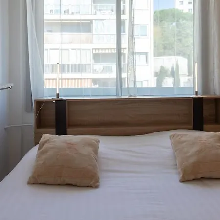 L28 Californie 1min Walk Sea 3bdr/ Ac & Balcony * Nice