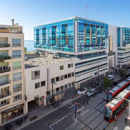 L28 Californie 1min Walk Sea 3bdr/ Ac & Balcony Apartment