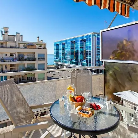 L28 Californie 1min Walk Sea 3bdr/ Ac & Balcony Apartment Nice