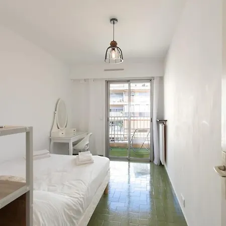 Apartment L28 Californie 1min Walk Sea 3bdr/ Ac & Balcony *