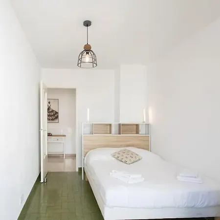 L28 Californie 1min Walk Sea 3bdr/ Ac & Balcony