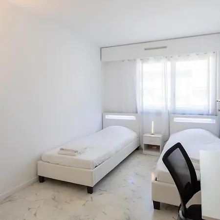 Appartement L28 Californie 1min Walk Sea 3bdr/ Ac & Balcony *